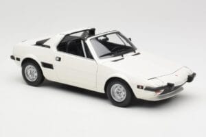 Fiat X1/9 Baltas Minichamps 1:18 100121685 Metalas - nuotrauka 6 iš 8