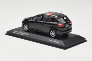 Ford C-Max Grand Juodas Metallic Minichamps 1:43 400089100 Metalas - nuotrauka 3 iš 4