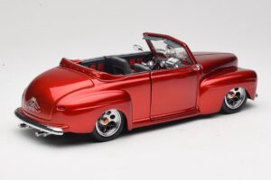 Ford Cabriolet Red Metallic Road Signature 1:18 30028 Metalas - nuotrauka 3 iš 8