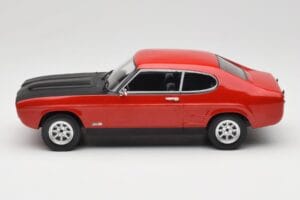 Ford Capri Mk1 RS 2600 Raudonas su Juodu Gaubtu MCG 1:18 MCG18538 Metalas - nuotrauka 3 iš 6