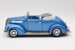 Ford Kabrioletas Mėlynas Road Signature 1:18 92238 Metalas - nuotrauka 4 iš 8