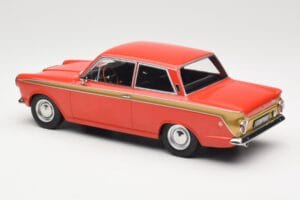 Ford Cortina Lotus Red & Gold Stripe MCG 1:18 MCG18532 Metalas - nuotrauka 5 iš 6