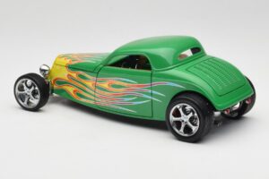 Ford Coupe Žalias su Ugnimi Road Signature 1:18 30109 Metalas - nuotrauka 7 iš 8