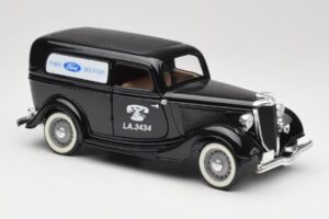 Ford Delivery Truck Ford Parts Juodas Solido 1:18 8417 Metalas - nuotrauka 6 iš 8