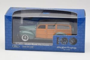 Ford Deluxe Woody Forest Žalias Minichamps 1:43 FORD20002 Metalas - nuotrauka 4 iš 4