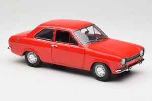 Ford Escort Mk1 Street Raudonas Minichamps 1:18 100081001 Metalas - nuotrauka 6 iš 8