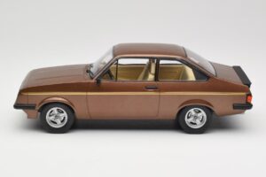 Ford Escort Mk2 RS 2000 Brown Metallic MCG 1:18 MCG18530 Metalas - nuotrauka 3 iš 6