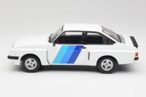 Ford Escort Mk2 RS 2000 X-Pack Diamond Baltas & Mėlynas Decor MCG 1:18 MCG18351 Metalas - nuotrauka 3 iš 6
