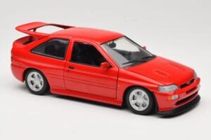 Ford Escort Mk5 RS Cosworth Raudonas UT Models 1:18 180082102 Metalas - nuotrauka 6 iš 8