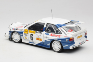 Ford Escort RS Cosworth Mobil 1 #6 F. Delecour / D. Grataloup Rally Monte Carlo Night Version Winner 1994 UT Models 1:18 3945 - nuotrauka 7 iš 8