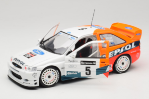 Ford Escort RS Cosworth Repsol #5 C. Sainz / L. Moya RAC Rally 1997 UT Models 1:18 39750 Metalas - nuotrauka 2 iš 8