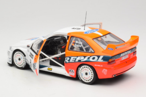 Ford Escort RS Cosworth Repsol #5 C. Sainz / L. Moya RAC Rally 1997 UT Models 1:18 39750 Metalas - nuotrauka 5 iš 8