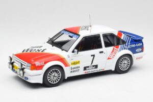 Ford Escort RS Turbo #7 Lotto Haspengouw Rally 1985 MCG 1:18 MCG18421 Metalas