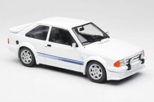 Ford Escort RS Turbo Baltas MCG 1:18 MCG18419 Metalas - nuotrauka 4 iš 6