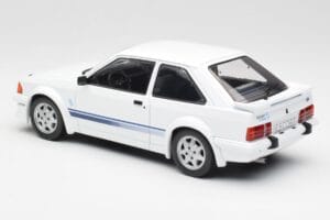 Ford Escort RS Turbo Baltas MCG 1:18 MCG18419 Metalas - nuotrauka 5 iš 6
