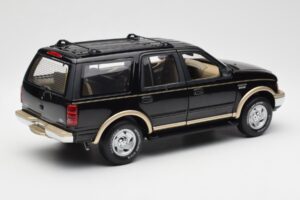 Ford Expedition Eddie Bauer Juodas UT Models 1:18 22710 Metalas - nuotrauka 2 iš 7