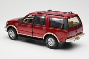 Ford Expedition Eddie Bauer Raudonas Metalinis UT Models 1:18 22711 Metalas - nuotrauka 7 iš 8