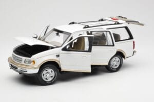 Ford Expedition Eddie Bauer Baltas UT Models 1:18 22712 Metalas - nuotrauka 2 iš 8