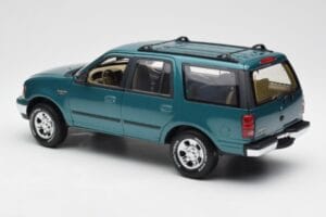 Ford Expedition XLT Žalias Metalinis UT Models 1:18 22717 Metalas - nuotrauka 7 iš 8