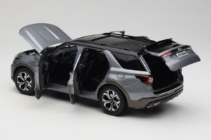 Ford Explorer Pilkas OEM 1:18 FORD2020 Metalas - nuotrauka 5 iš 8