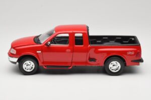 Ford F-150 Flareside SuperCab Raudonas Mira 1:18 6217 Metalas - nuotrauka 4 iš 8