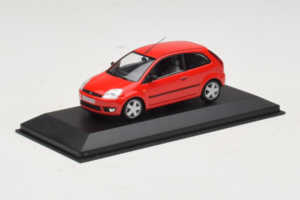 Ford Fiesta Mk5 2-Door Raudonas Minichamps 1:43 FIESTA004 Metalas - nuotrauka 2 iš 4