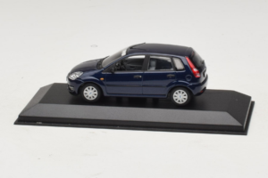 Ford Fiesta Mk5 4-Door Tamsiai Mėlynas Minichamps 1:43 FIESTA001 Metalas
