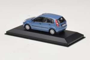 Ford Fiesta Mk5 4-Door Šviesiai Mėlynas Minichamps 1:43 FIESTA002 Metalas - nuotrauka 3 iš 4