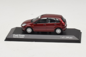 Ford Fiesta Mk5 Raudonas Metalinis Minichamps 1:43 400081101 Metalas
