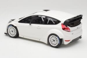 Ford Fiesta RS WRC Street Mk7 Baltas Minichamps 1:18 151110890 Metalas - nuotrauka 5 iš 6