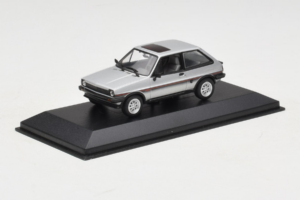 Ford Fiesta XR2 Sidabrinis Minichamps 1:43 400085160 Metalas - nuotrauka 2 iš 4