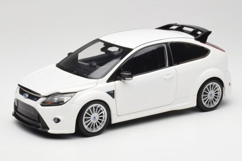 Ford Focus RS Mk2 Baltas Minichamps 1:18 100080002 Metalas