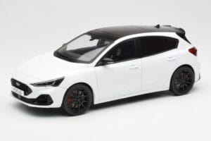 Ford Focus ST Mk4 Frozen Baltas MCG 1:18 MCG18453 Metalas