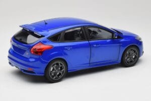 Ford Focus ST Mk2 Blue Metallic Minichamps 1:18 110082001 Metalas - nuotrauka 3 iš 8