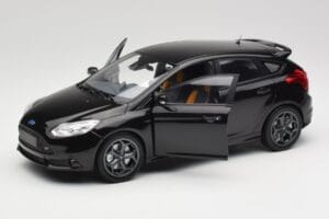 Ford Focus ST Mk2 Panther Black Metallic Minichamps 1:18 110082000 Metalas - nuotrauka 2 iš 8