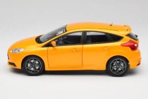 Ford Focus ST Mk2 Tangerine Scream Minichamps 1:18 110082005 Metalas - nuotrauka 4 iš 8