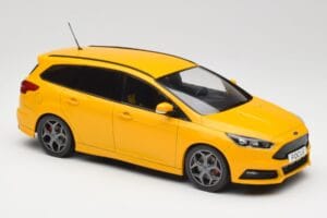 Ford Focus ST Turnier Mk3 Geltonas MCG 1:18 MCG18464 Metalas - nuotrauka 4 iš 6