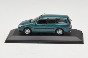 Ford Focus Mk1 Turnier Žalias Minichamps 1:43 FOCUS003 Metalas