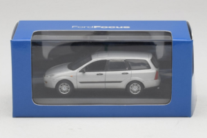 Ford Focus Mk1 Turnier Sidabrinis Minichamps 1:43 FOCUS004 Metalas - nuotrauka 5 iš 5