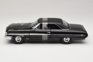 Ford Galaxie 500 Men in Black 3 Movie GreenLight 1:18 015301 Metalas - nuotrauka 3 iš 6
