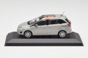 Ford Grand C-Max Mk2 Pilkas Metalinis Minichamps 1:43 400089101 Metalas