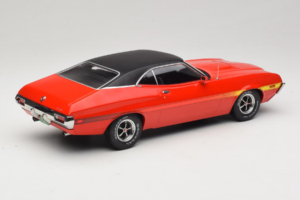 Ford Gran Torino Sport Raudonas IXO 1:18 18CMC263 Metalas - nuotrauka 2 iš 6