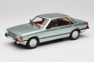 Ford Granada Mk2 2.8 Ghia Light Green Metallic MCG 1:18 MCG18535 Metalas