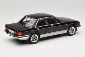 Ford Granada Mk2 2.8 Injection Gray Metallic MCG 1:18 MCG18536 Metalas - nuotrauka 2 iš 6
