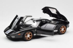 Ford GT Juodas Su Baltomis Juostomis AUTOart 1:18 73023 Metalas - nuotrauka 2 iš 8