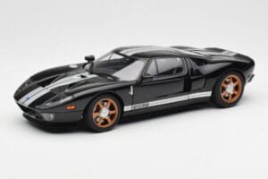 Ford GT Juodas Su Baltomis Juostomis AUTOart 1:18 73023 Metalas