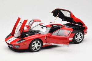 Ford GT Raudonas AUTOart 1:18 73021 Metalas - nuotrauka 2 iš 8