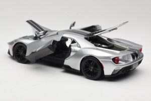 Ford GT Sidabrinis Maisto 1:18 31384 Metalas - nuotrauka 5 iš 8