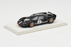 Ford GT40 Mk II #2 B. McLaren / C. Amon Shelby American Winner 24 Hours of Le Mans 1966 Spark 1:43 43LM66-O1 Derva - nuotrauka 2 iš 4