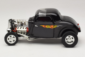 Ford Hot Rod Juodas Rydell High Grease ERTL 1:18 36602 Metalas - nuotrauka 3 iš 6